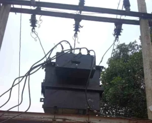 *मुख्यमंत्री कैंप कार्यालय की पहल पर ग्राम टुकूपानी में पुनः बहाल हुई बिजली की आपूर्ति, ट्रांसफार्मर खराब होने की वजह से बाधित थी विद्युत सप्लाई, ग्रामवासियों ने मुख्यमंत्री को दिया धन्यवाद*